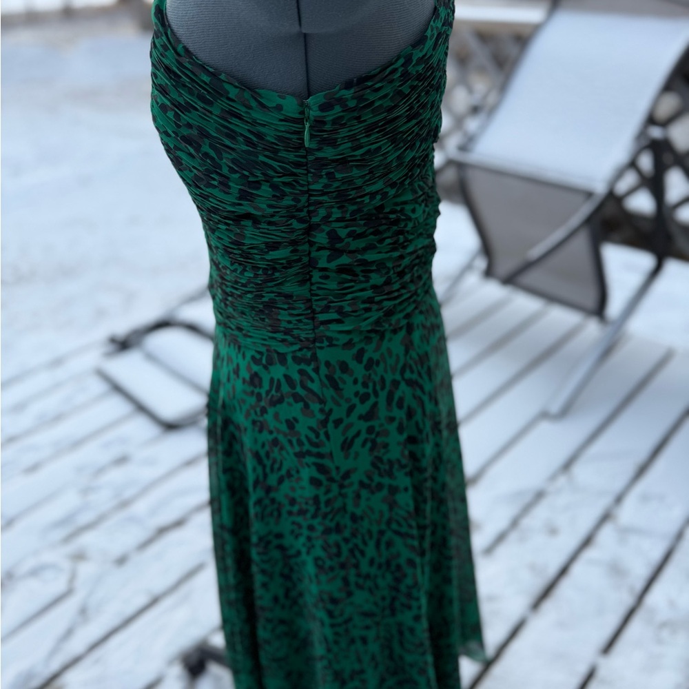 5-Halston Heritage Emerald One-Shoulder Dress - Picture 10 of 14